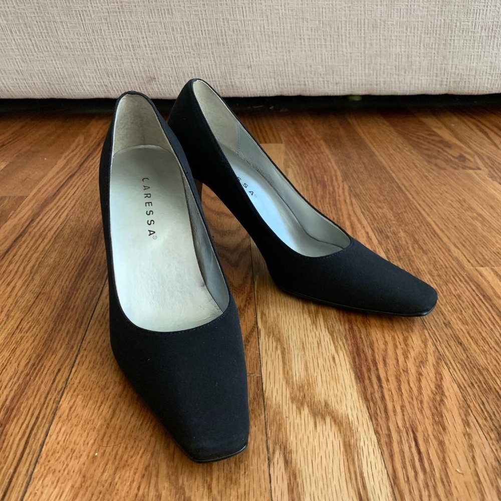 Caressa Classic Square Toe Pumps 6.5